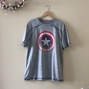 Marvel Captain America Graphic Tees Gray size L